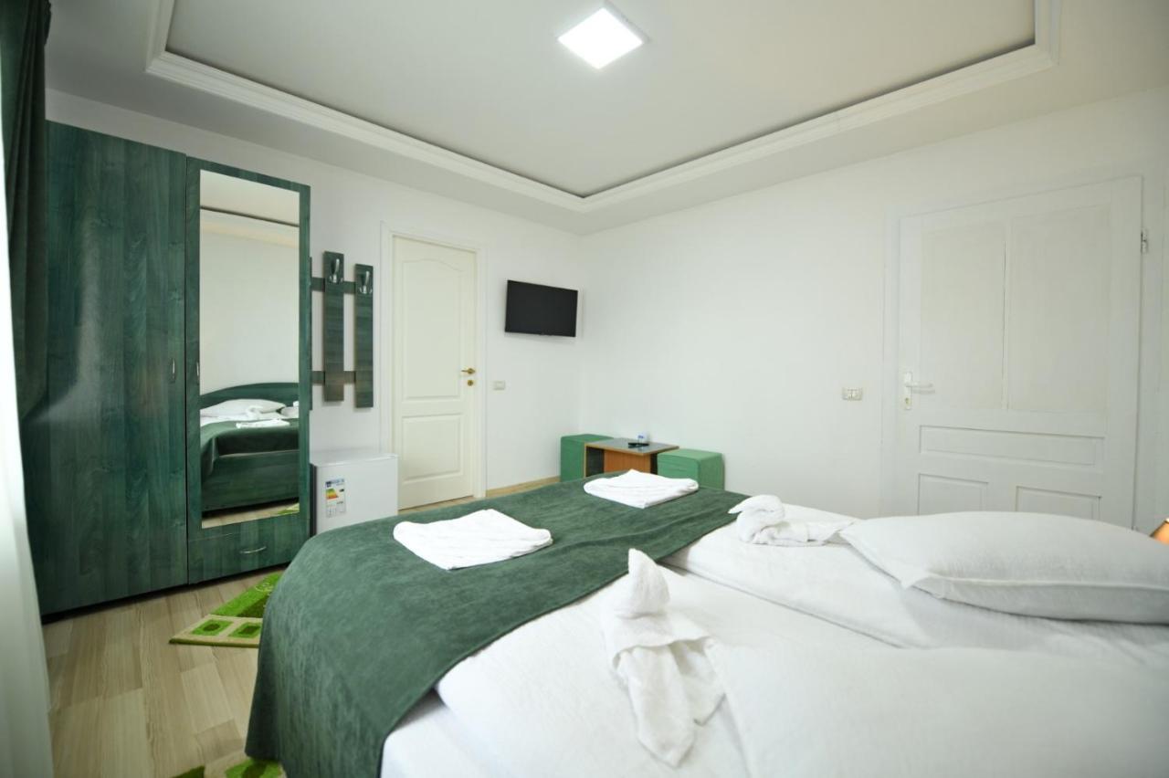 Apartmán Casa Mirandre Haţeg Exteriér fotografie