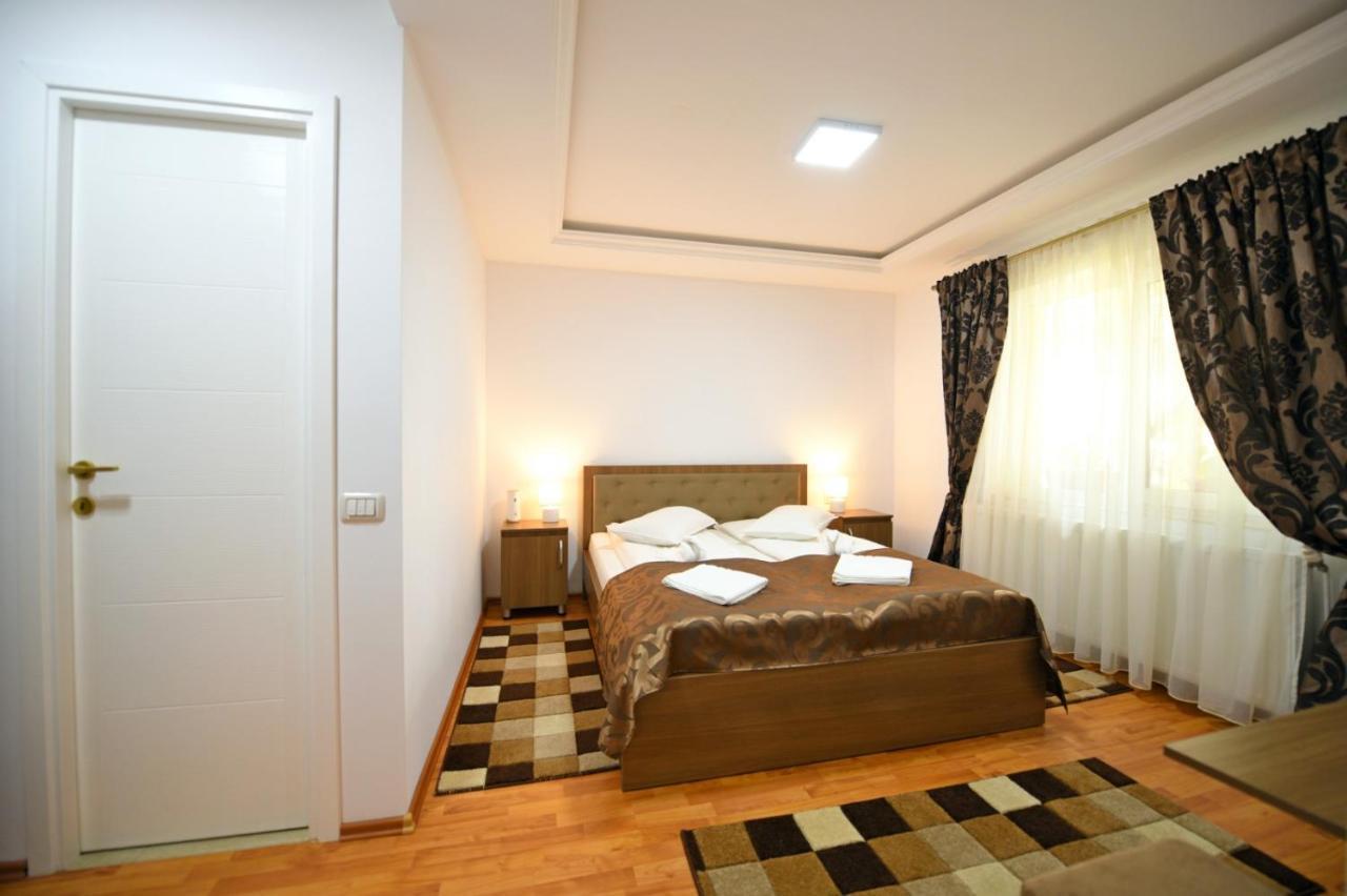 Apartmán Casa Mirandre Haţeg Exteriér fotografie