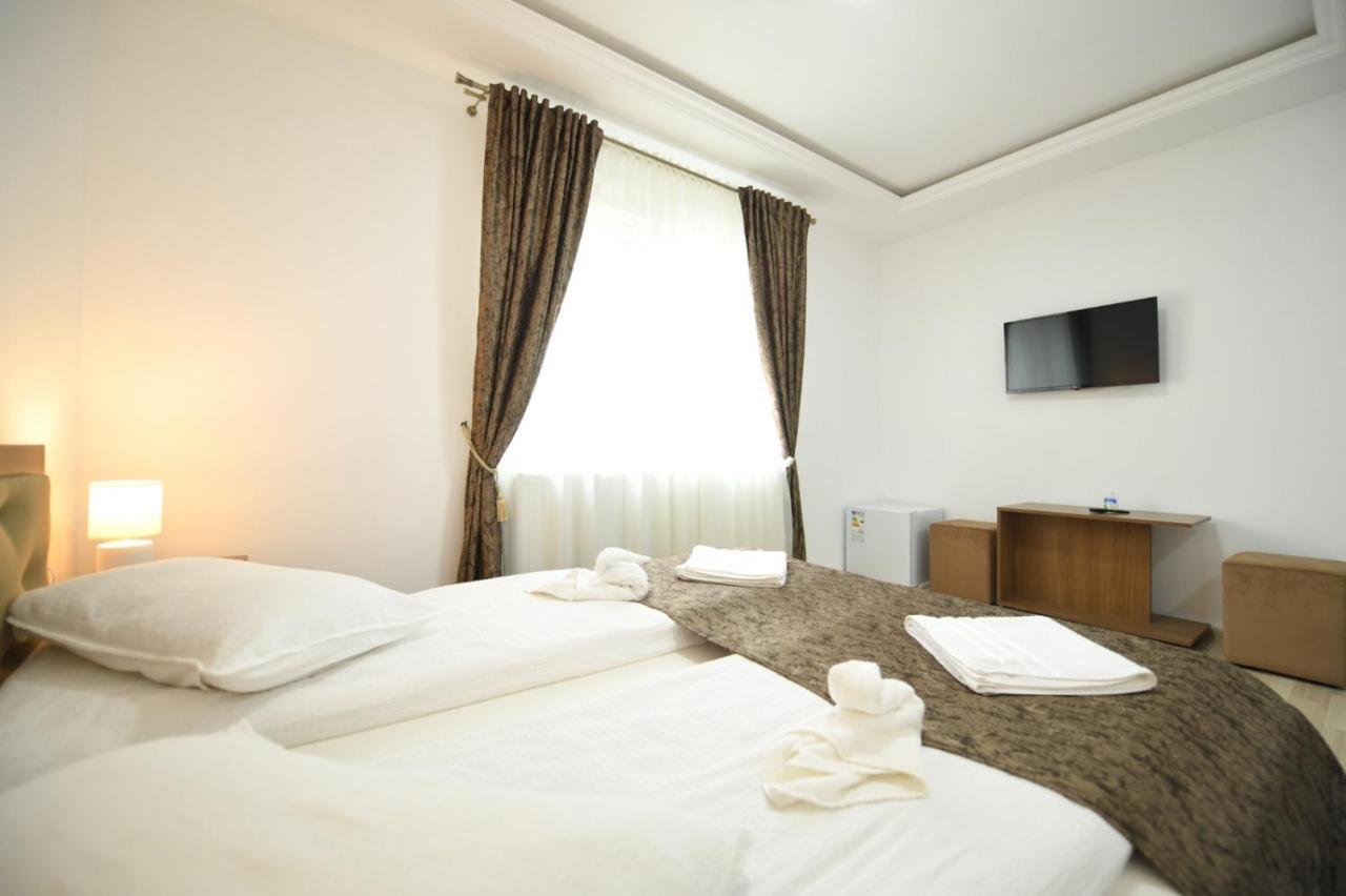 Apartmán Casa Mirandre Haţeg Exteriér fotografie